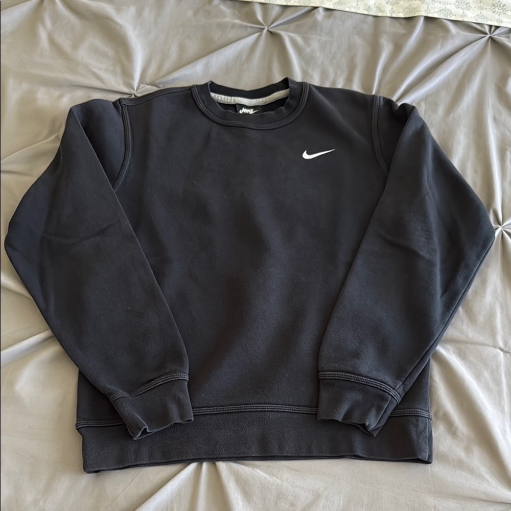 Nike Men's Black Crewneck